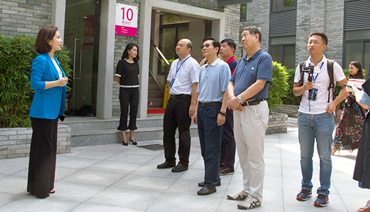 人民網報道團隊調研現(xiàn)場
